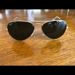 Women’s Ray-Ban Aviator Classic